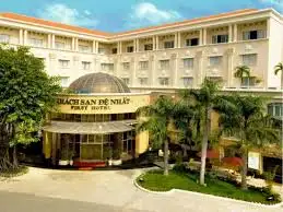 Khám Phá Kỳ Quan Thiên Nhiên Tại Intercontinental Ha Long